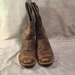 Ariat riding/cowboy boots